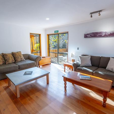 Wanaka Springs Lodge エクステリア 写真