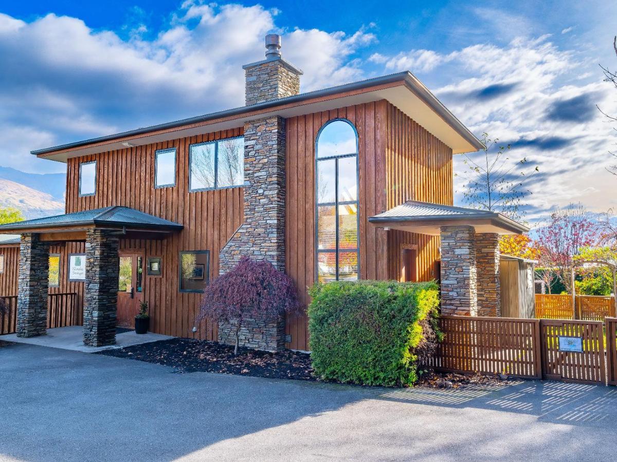 Wanaka Springs Lodge エクステリア 写真