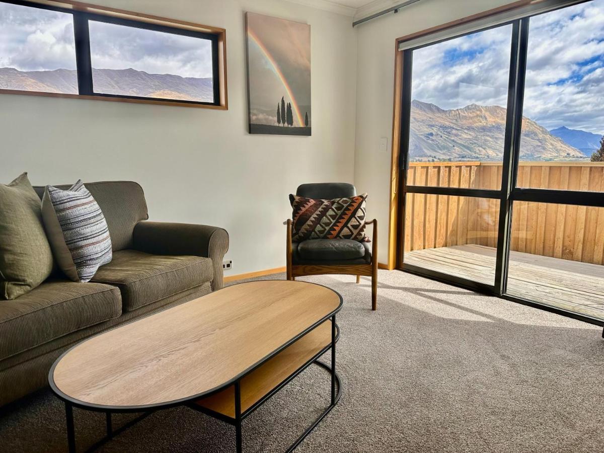 Wanaka Springs Lodge エクステリア 写真
