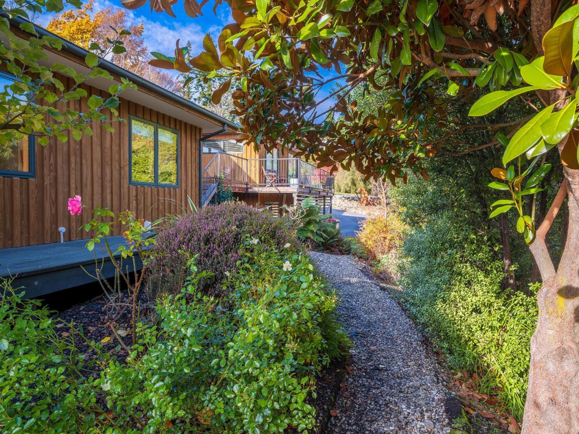Wanaka Springs Lodge エクステリア 写真